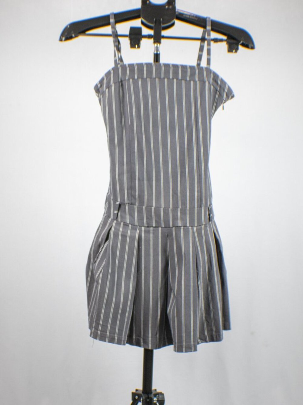 Arden B Womens Small Grey Pinstripe Pleated Romper Skort Dress Y2K Vintage